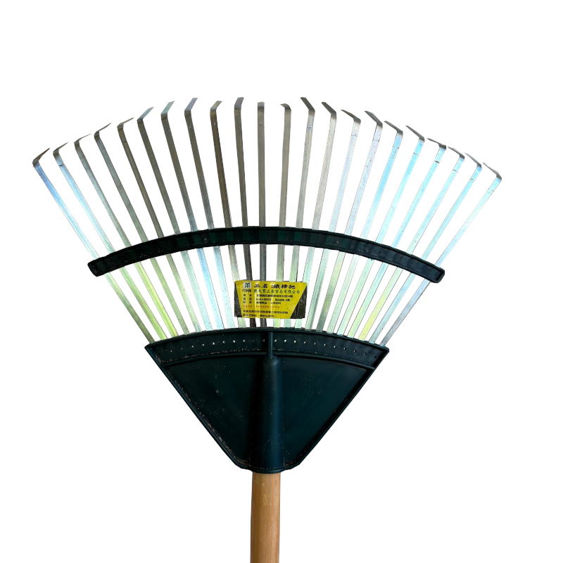 Metal Rake (1.4m) – IM Garden Mart